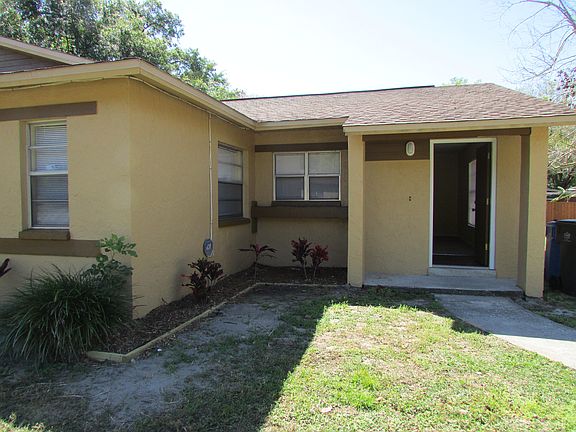 5th image of 11511 Valencia Dr APT A