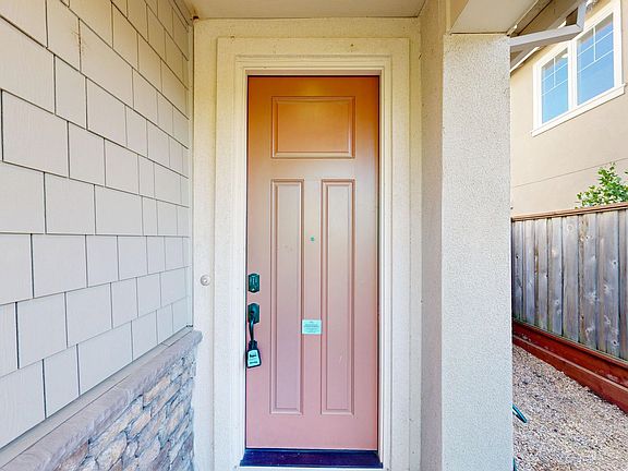 5th image of 2548 Red Willow Dr