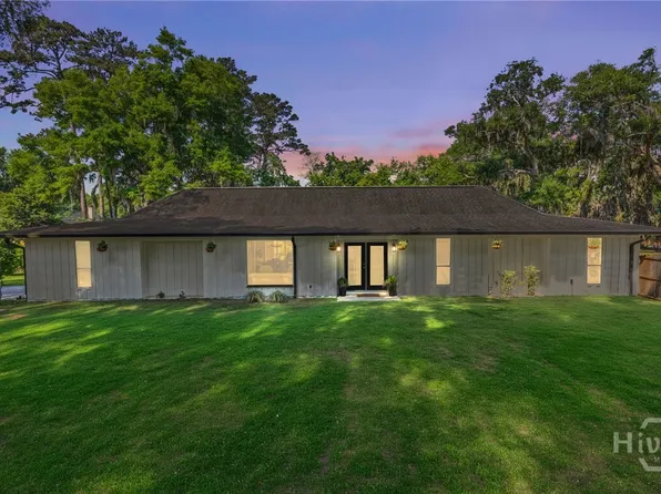 707 White Bluff Avenue, Savannah, GA 31419