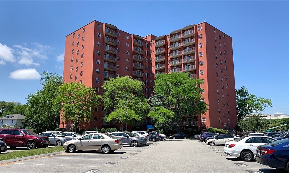1st image of 115 W Squantum St APT 616