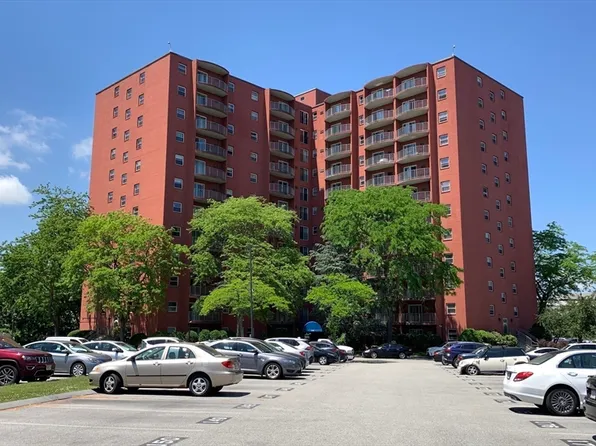 115 W Squantum St APT 616, Quincy, MA 02171