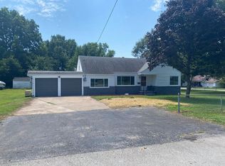 860 W Whiteside St, Springfield, MO 65807