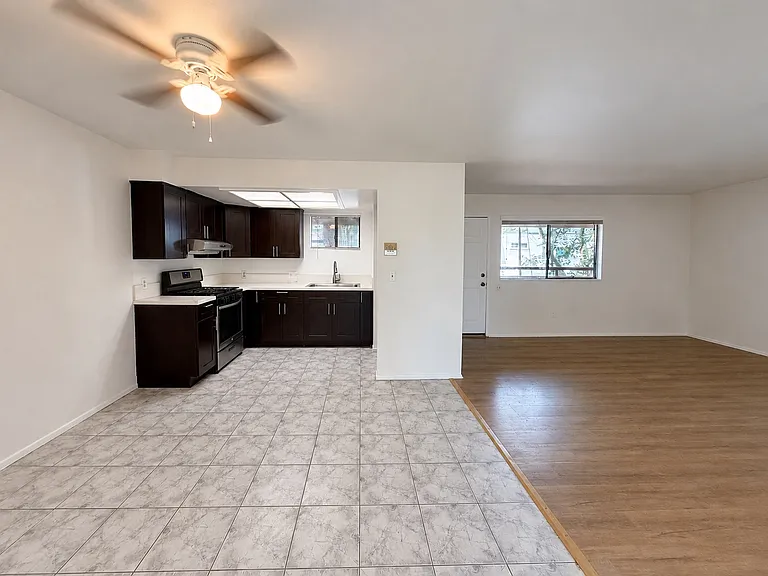 14124 Victory Blvd #102 — Photo 4