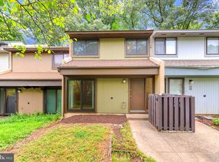 2248 Coppersmith Sq, Reston, VA 20191