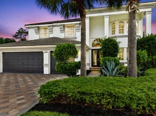 2256 Ridgewood Ct, Royal Palm Beach, FL 33411