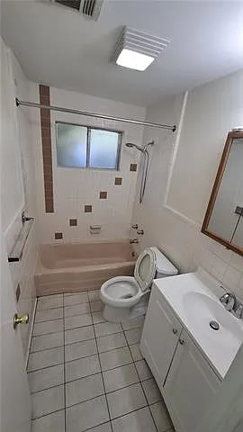 4223 Palmyra St #D — Photo 4