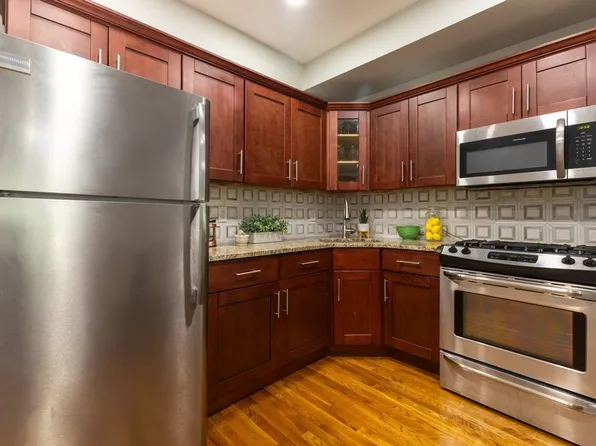 100 Ralph Avenue image 6 of 15