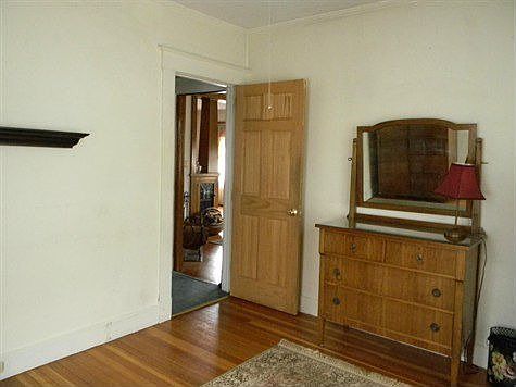 1ST FLOOR BDROOM/OFFICE