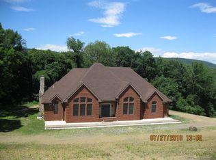 271B Yost Hollow Rd, Berwick, PA 18603