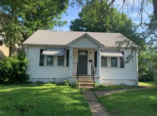 321 Maple St, Sullivan, MO 63080