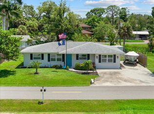 637 Flamingo Rd, Venice, FL 34293
