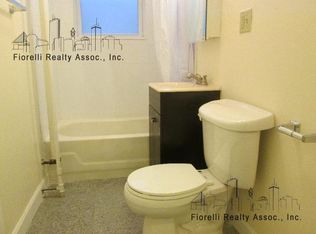 226 Hanover St #3, Boston, MA 02113