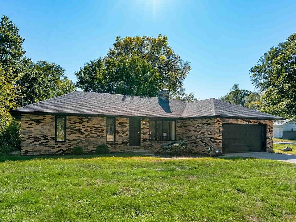 1706 Corby Blvd, South Bend, IN 46617 MLS 202245816 Zillow