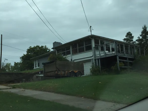 1345 Atlantic St NW, Grand Rapids, MI 49504