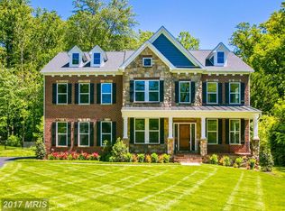 4713 Groves Ln, Fairfax, VA 22030