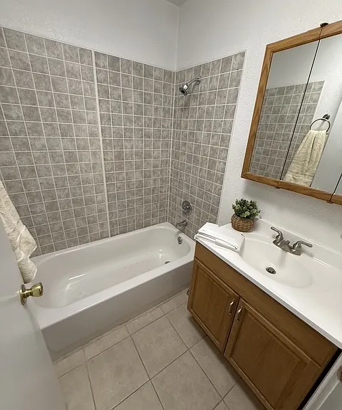 190 Lubeck Rd #1 — Photo 7
