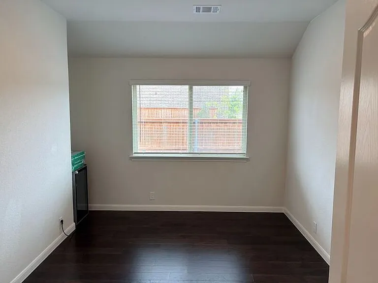 3811 Thomas Plains Dr — Photo 7