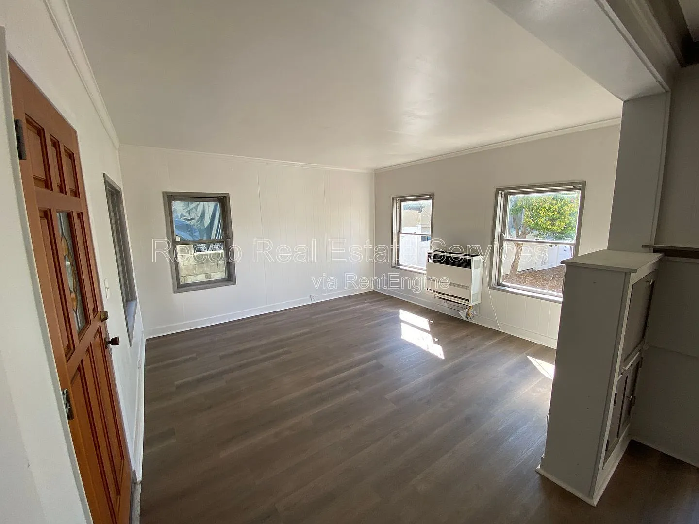 2 bed, 1.0 bath, $2,900 — Photo 3