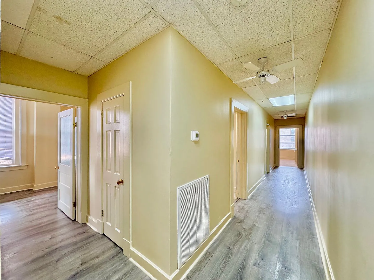 Downtown South Hill Apartment — Photo 2