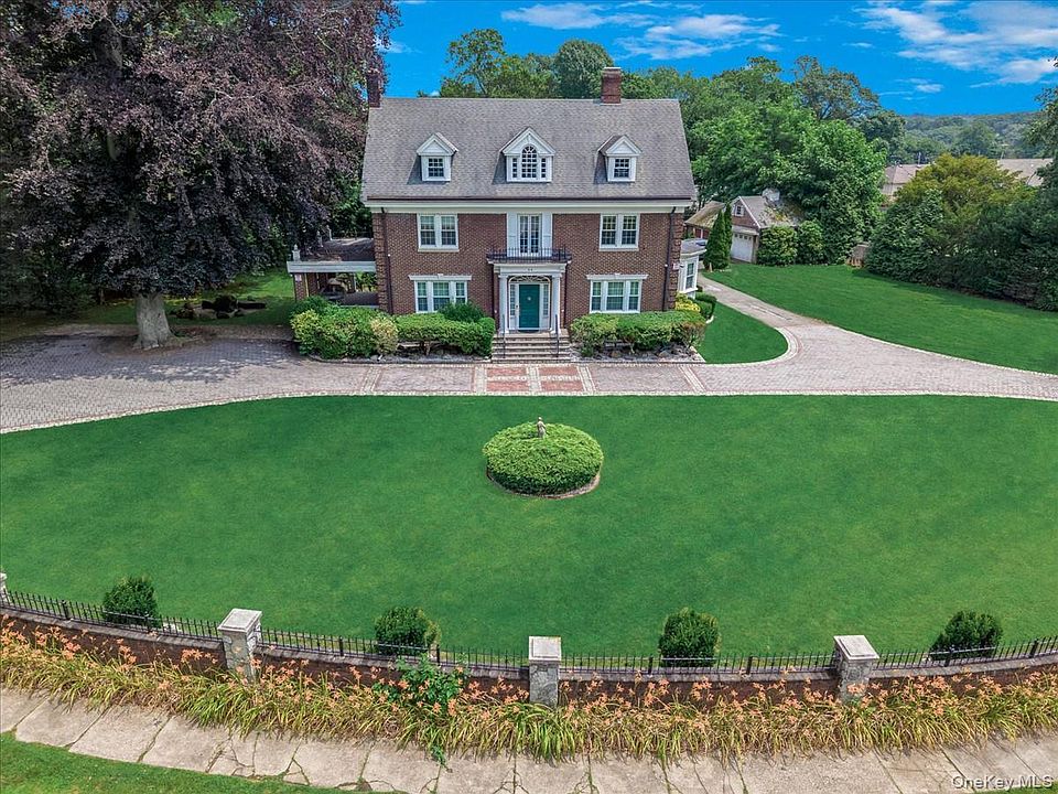 1st image of 44 Arbor Place