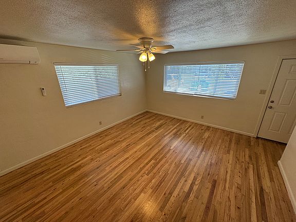 2nd image of 2109 Shoshone Ave