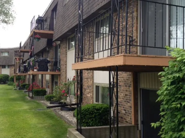 Deer Run, 111 W Taylor St #E397cbf18, Chesterton, IN 46304