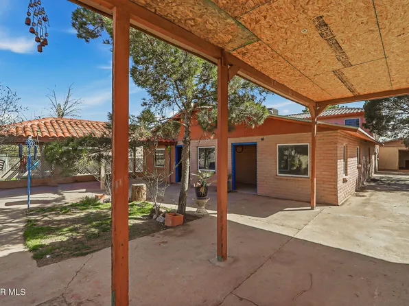 762 Delhi Dr, Socorro, TX 79927