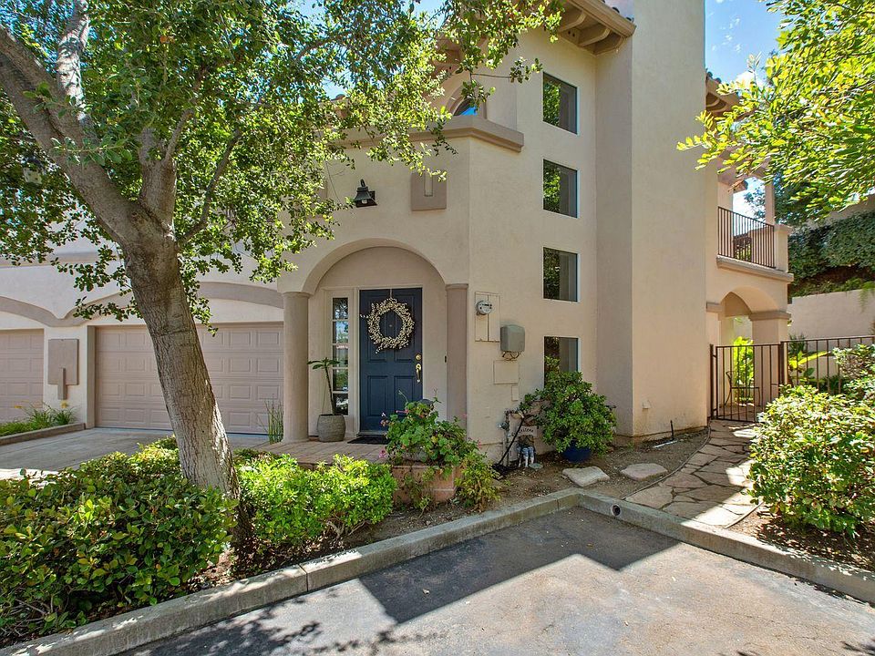 1st image of 1044 Larry Ct