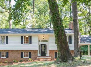 927 Manchester Dr, Cary, NC 27511