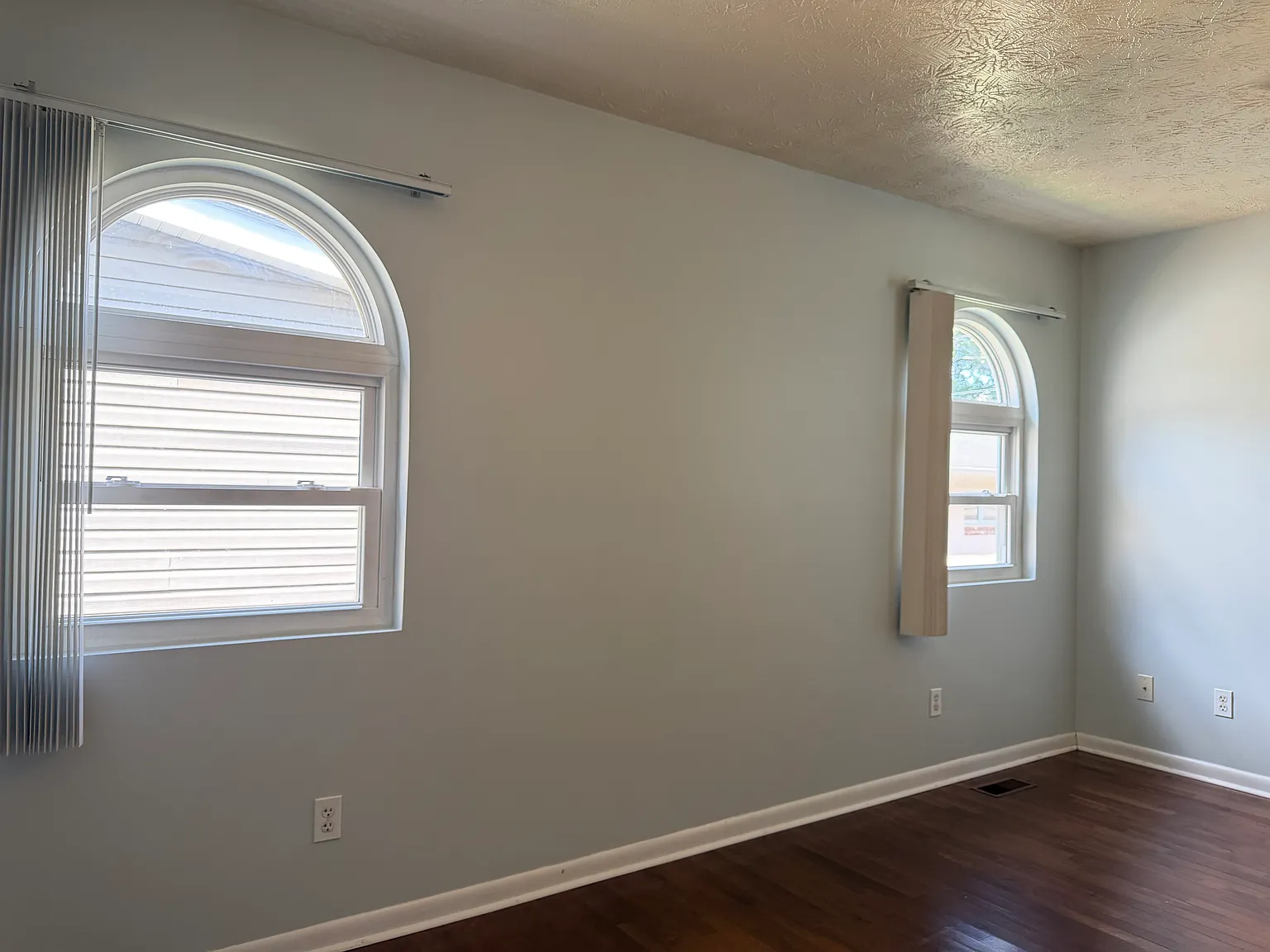 3 bed, 1200 sqft, $1,275 — Photo 4