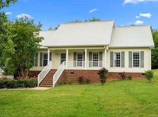 3123 S Paraham Rd, York, SC 29745