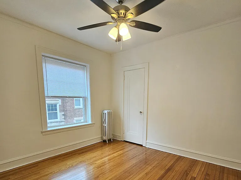 7005 N Ridge Blvd #2W — Photo 10