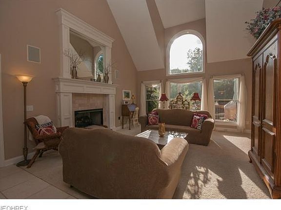 3rd image of 5448 Brook Run Dr