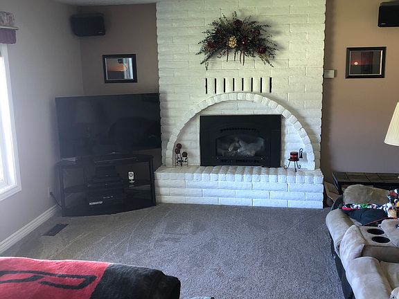 5th image of 2405 S Charlotte Dr