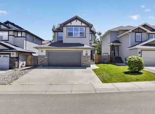 318 Twinriver Rd W, Lethbridge, AB T1J5B9