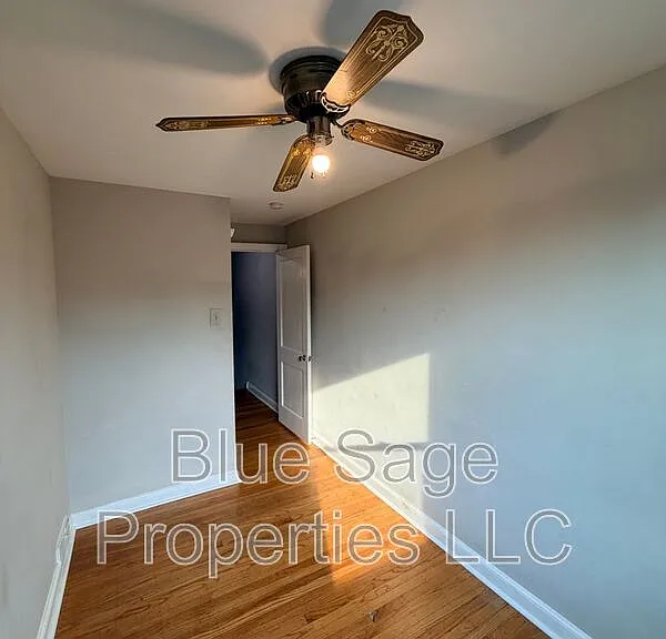 531 S 4th St — Photo 22