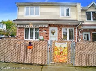 414 Arthur Kill Rd, Staten Island, NY 10308