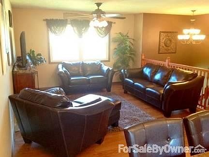 Spacious living room