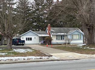 1340 Borden Rd, Depew, NY 14043