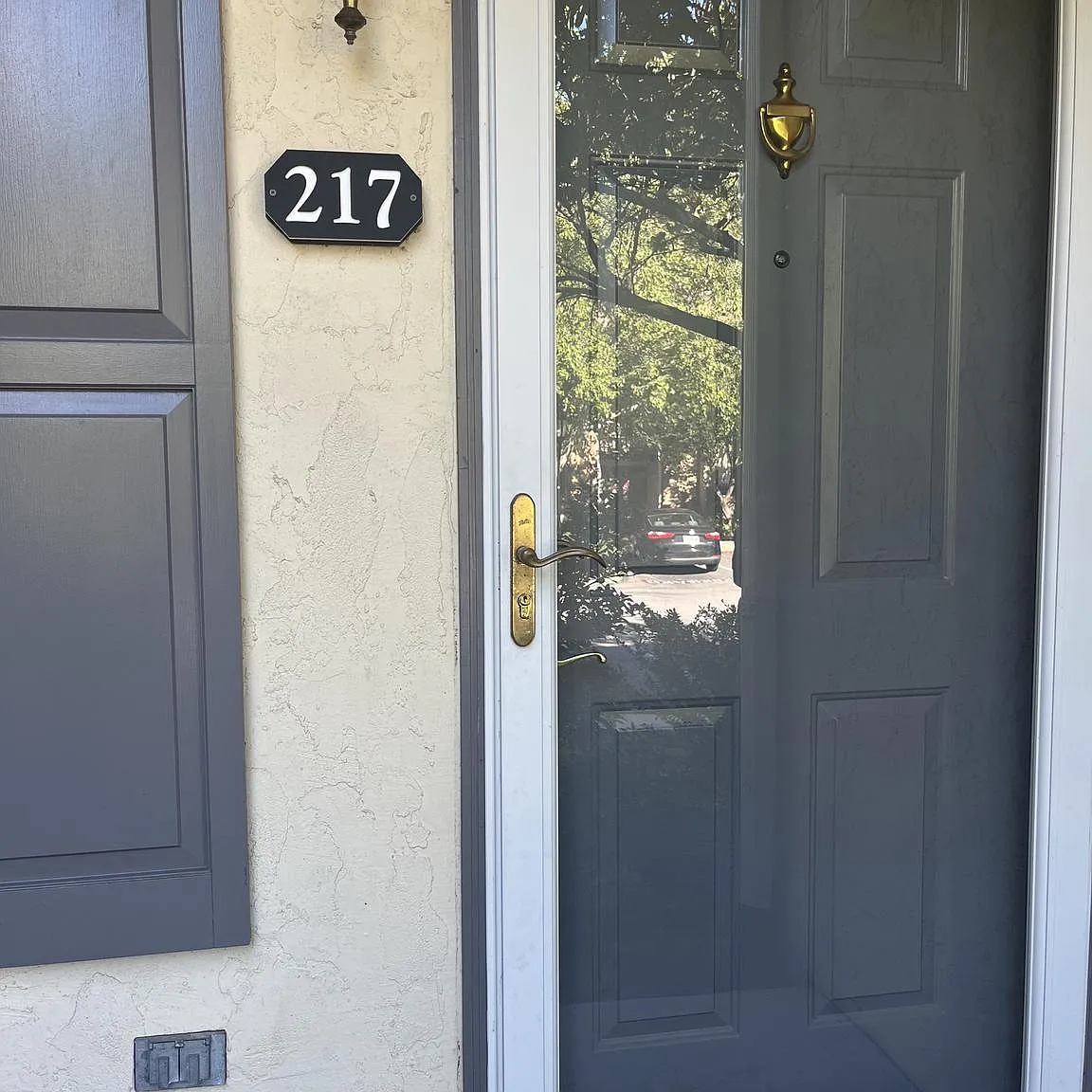 2 bed, 2.0 bath, 1433 sqft, $2,100 — Photo 1