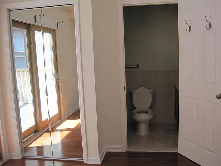 1638 South St #4 — Photo 3