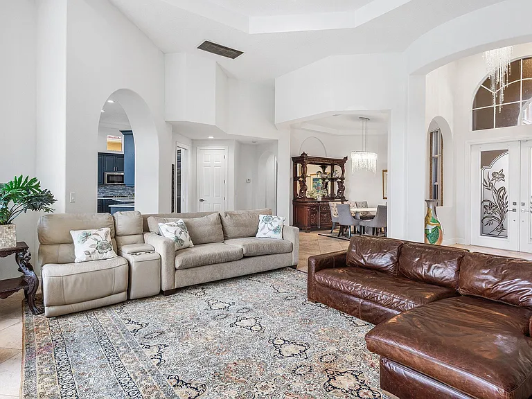 3381 Lago De Talavera — Photo 9