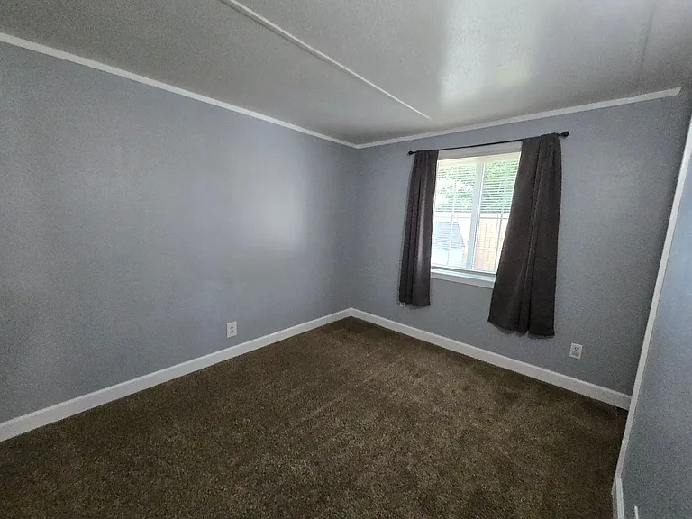 2506 W Main Street Ext — Photo 7