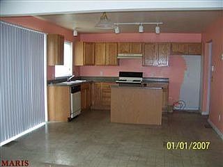 5th image of 1837 Meadow Trails Dr