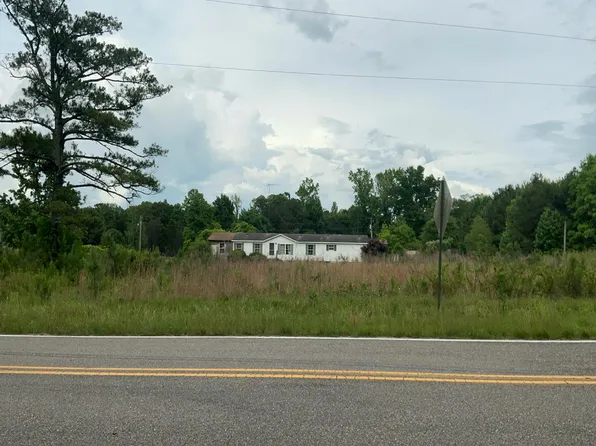 2492 Cherokee Trl, Tallassee, AL 36078