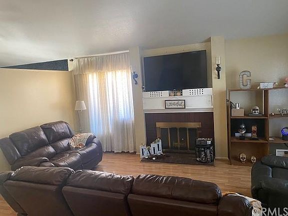 2nd image of 25689 Rosebay Ct