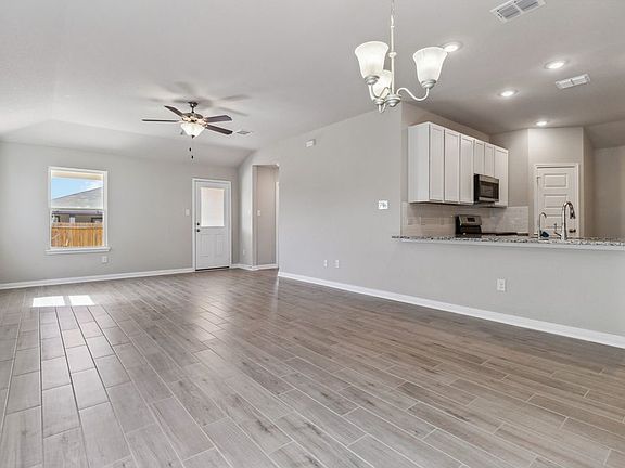 10315 Appleseed Grove