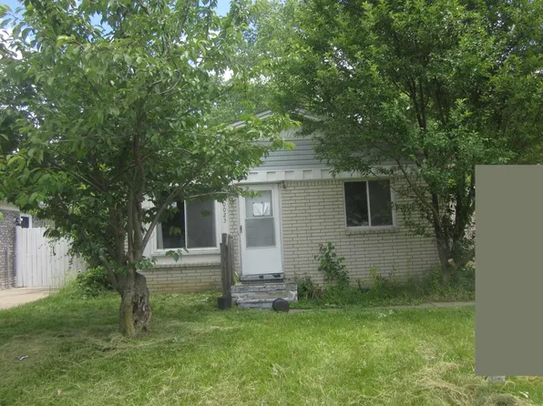 20023 Syracuse Ave, Brownstown, MI 48174