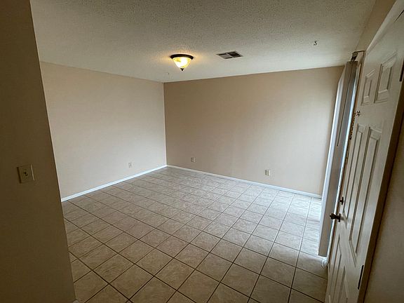 Large Dining/Living Room