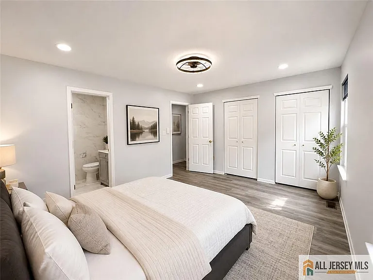 102 Goodwin Dr — Photo 13